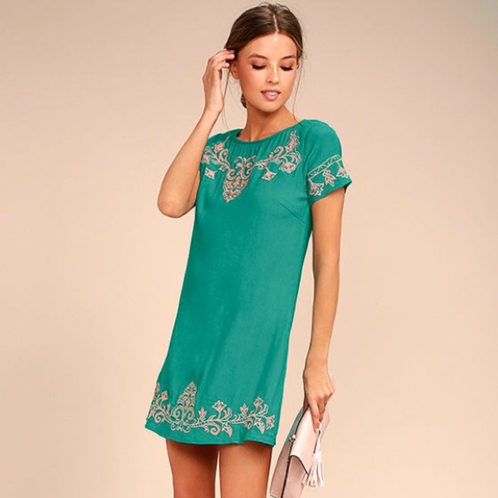 Lulus Tale to tell shift dress